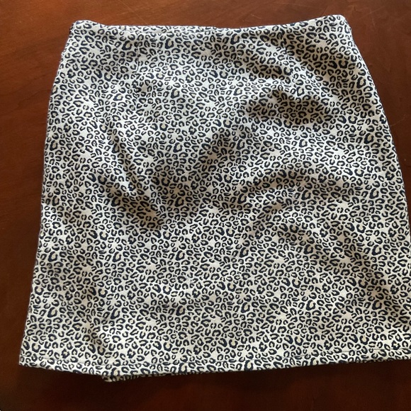 ZARA Basic Leopard Mini Skirt NWOT - Picture 7 of 8